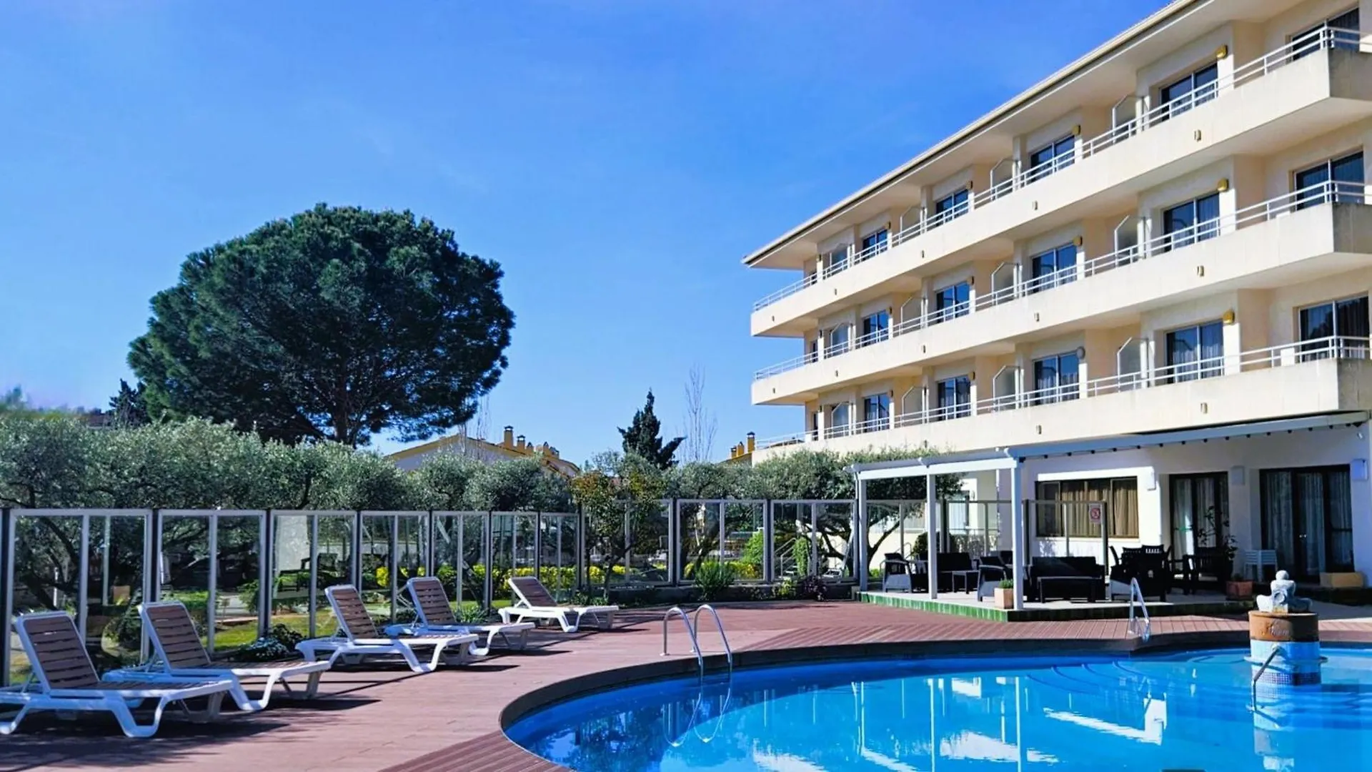 Apartamentos La Masia L'Estartit 0*,